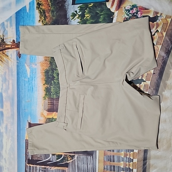 Lululemon Tan Slim Fit Pants Size‎ 30x32 - Picture 3 of 4